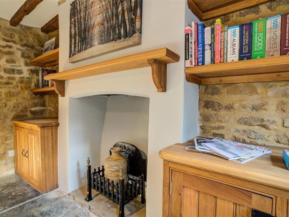 Hollytree Cottage บันเบอรี ภายนอก รูปภาพ