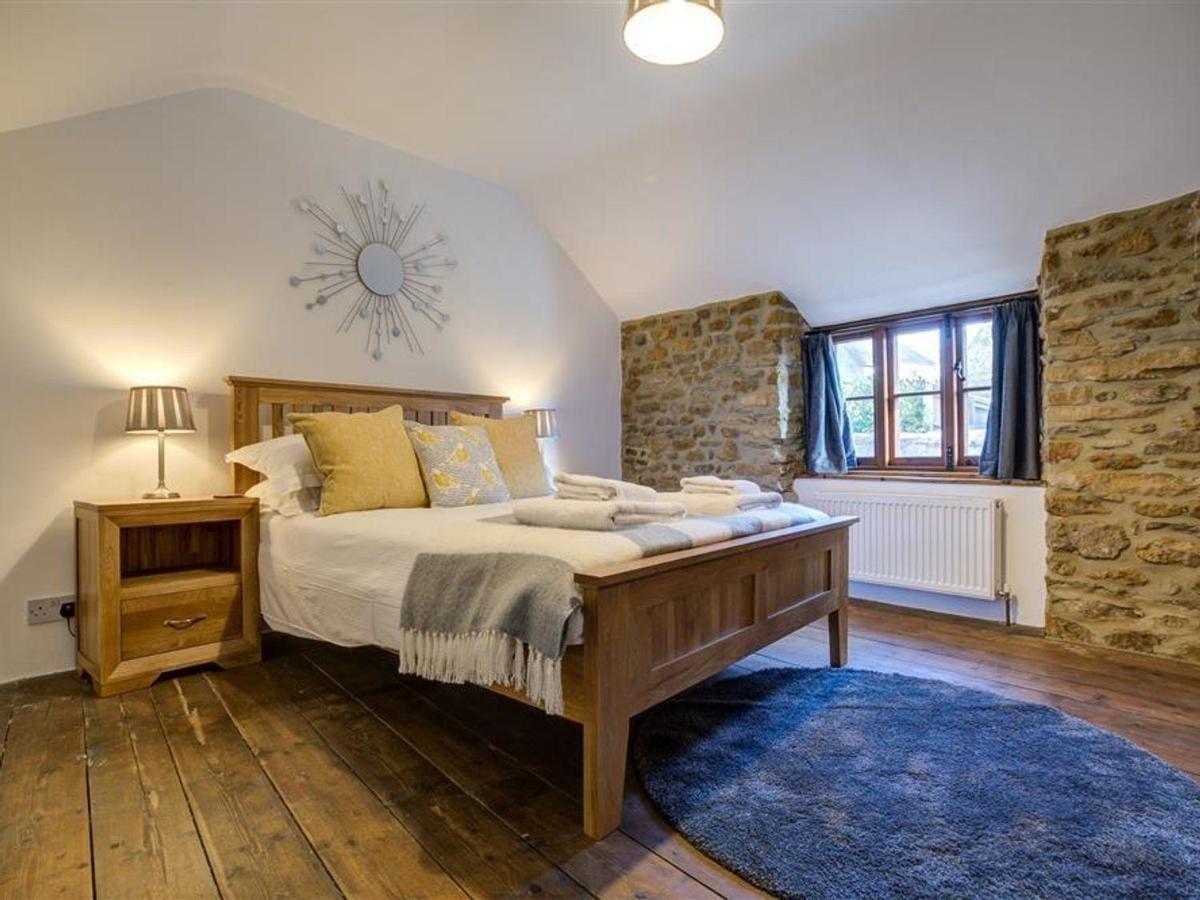 Hollytree Cottage บันเบอรี ภายนอก รูปภาพ