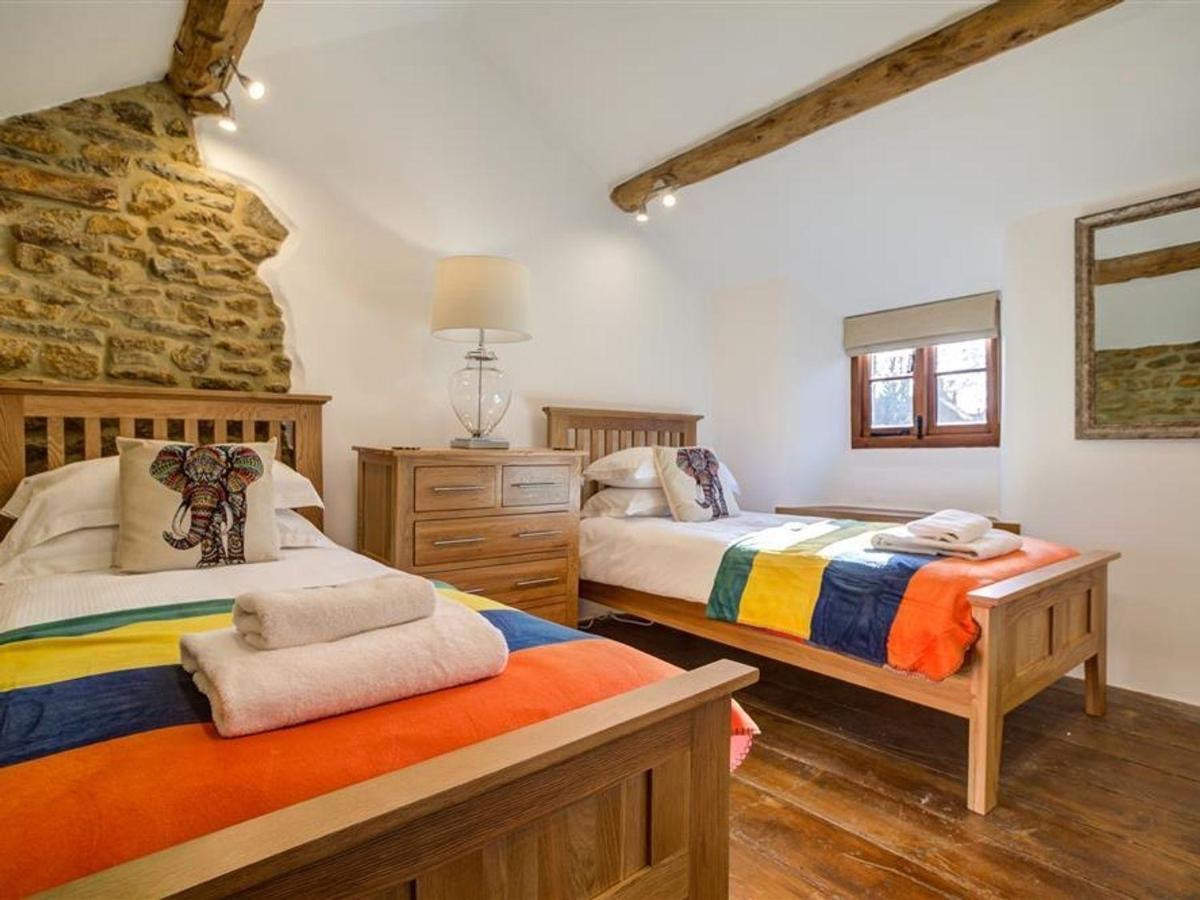 Hollytree Cottage บันเบอรี ภายนอก รูปภาพ