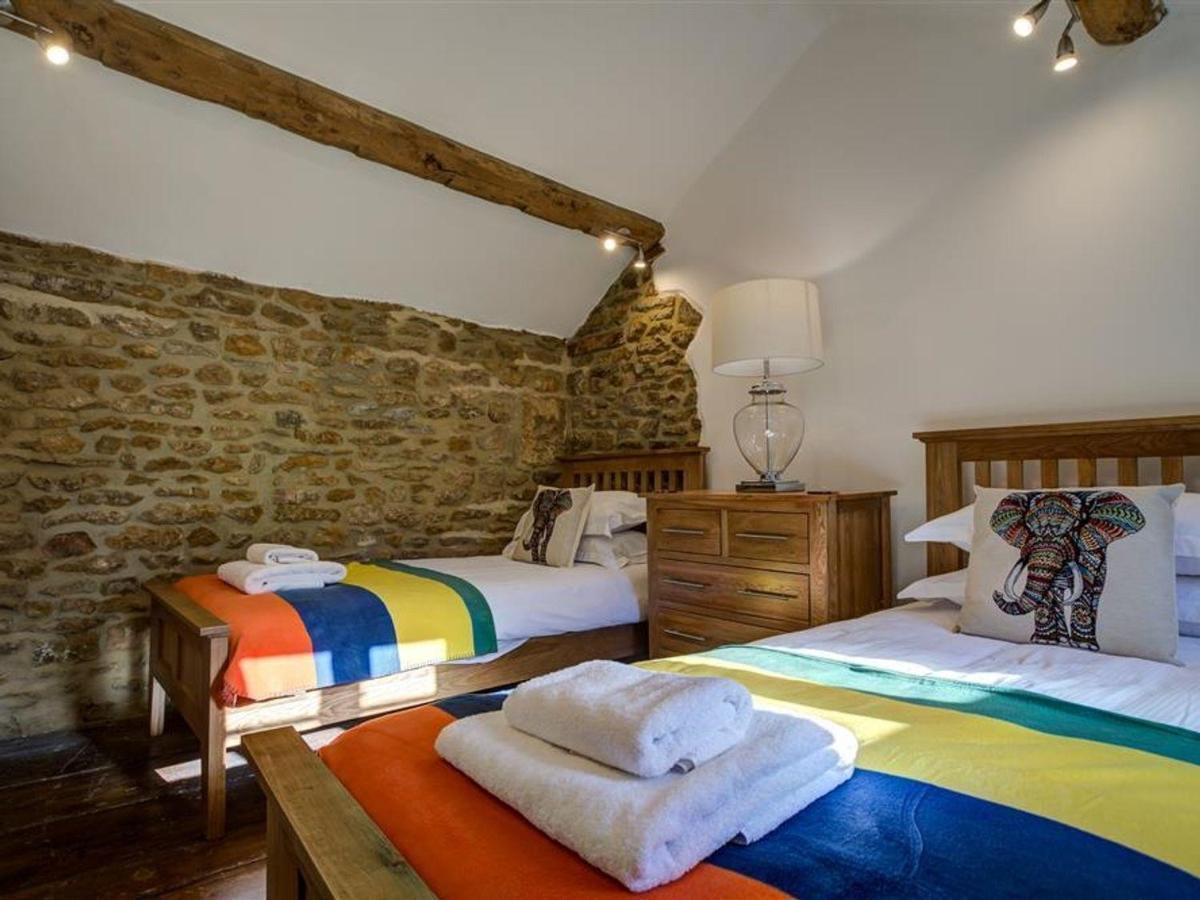 Hollytree Cottage บันเบอรี ภายนอก รูปภาพ
